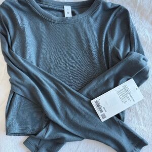Lululemon cropped long sleeve